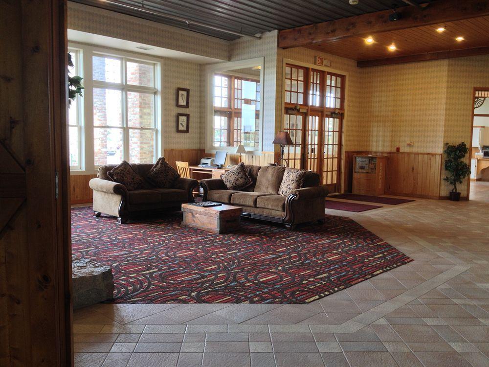 Americinn Belle Plaine Экстерьер фото